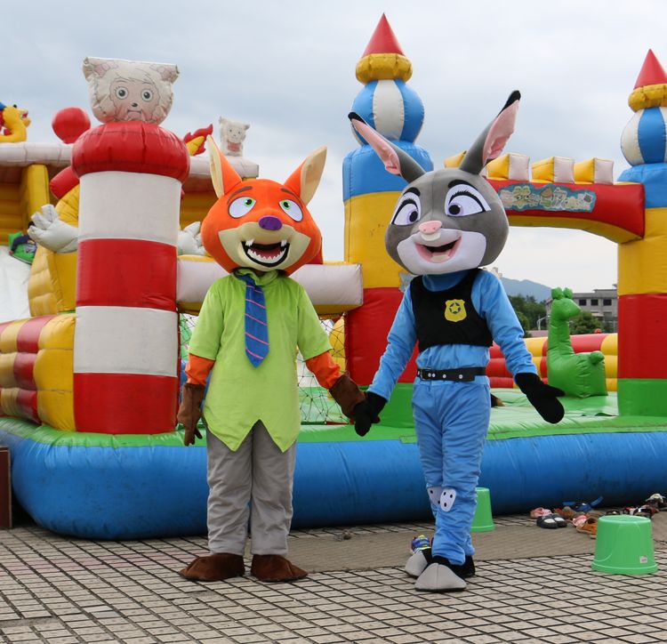 疯狂动物城兔子道具卡通人偶