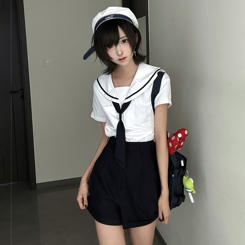 花千猪新品 西装短裤 日系学院风绀色直筒下装JK制服夏秋款短西裤