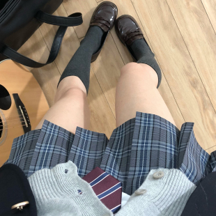 涧石格裙 花千猪新品 jk制服校供感百褶裙蓝灰格百搭jk裙