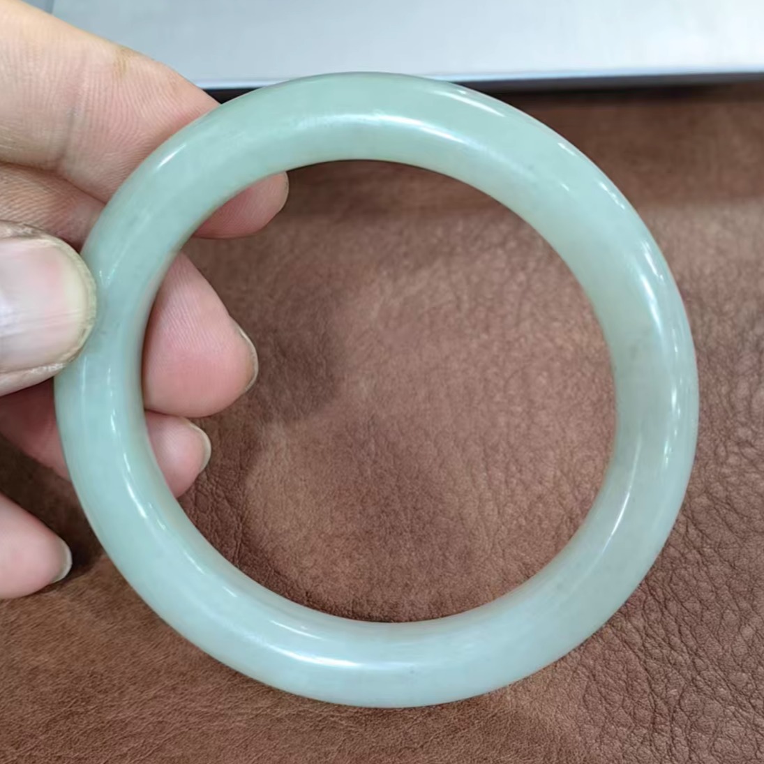 地地道道新疆和田玉籽料手镯  圈口51-62