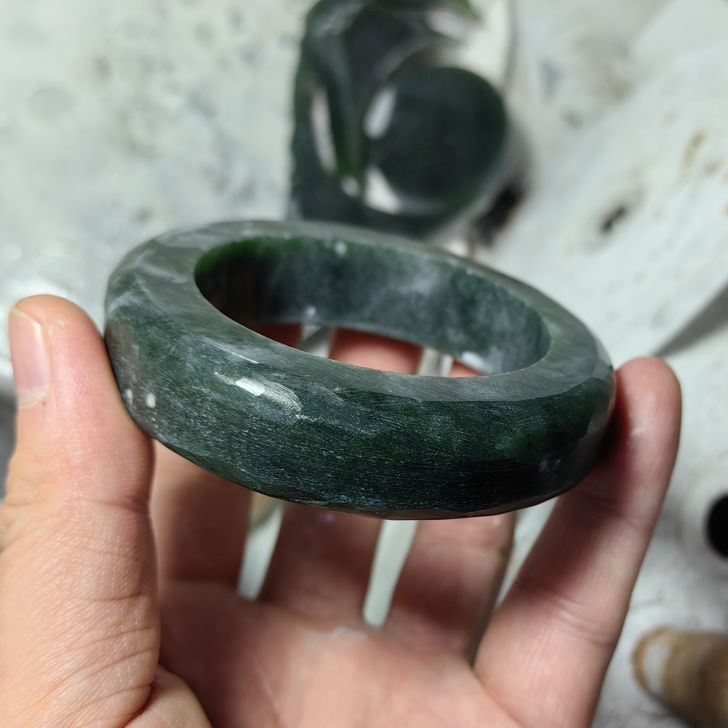 【团】巨无霸碧玉戈壁玉籽料轮胎手镯