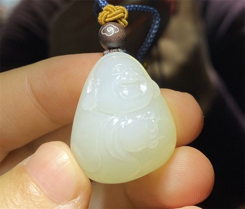 小石头和田玉白玉籽料弥勒佛