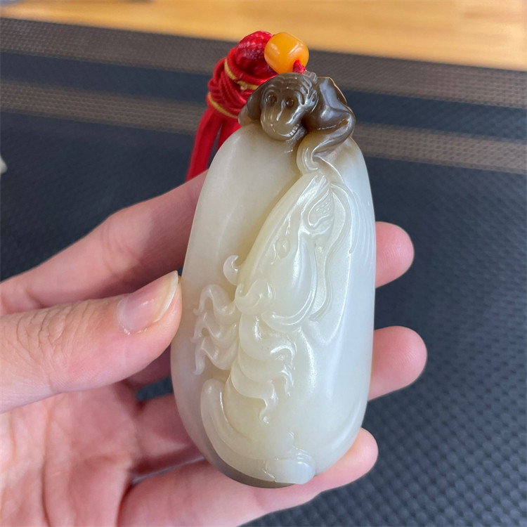 新疆和田糖白玉籽料马上封侯手把件观音佛宝宝锁平安扣ld12013