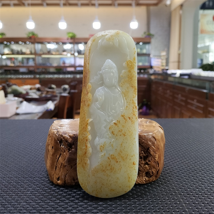 新疆和田白玉籽料观音摆件财神貔貅   ld14020