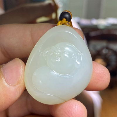 新疆和田玉羊脂白玉籽料