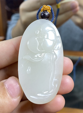 小石头和田玉挂件籽料