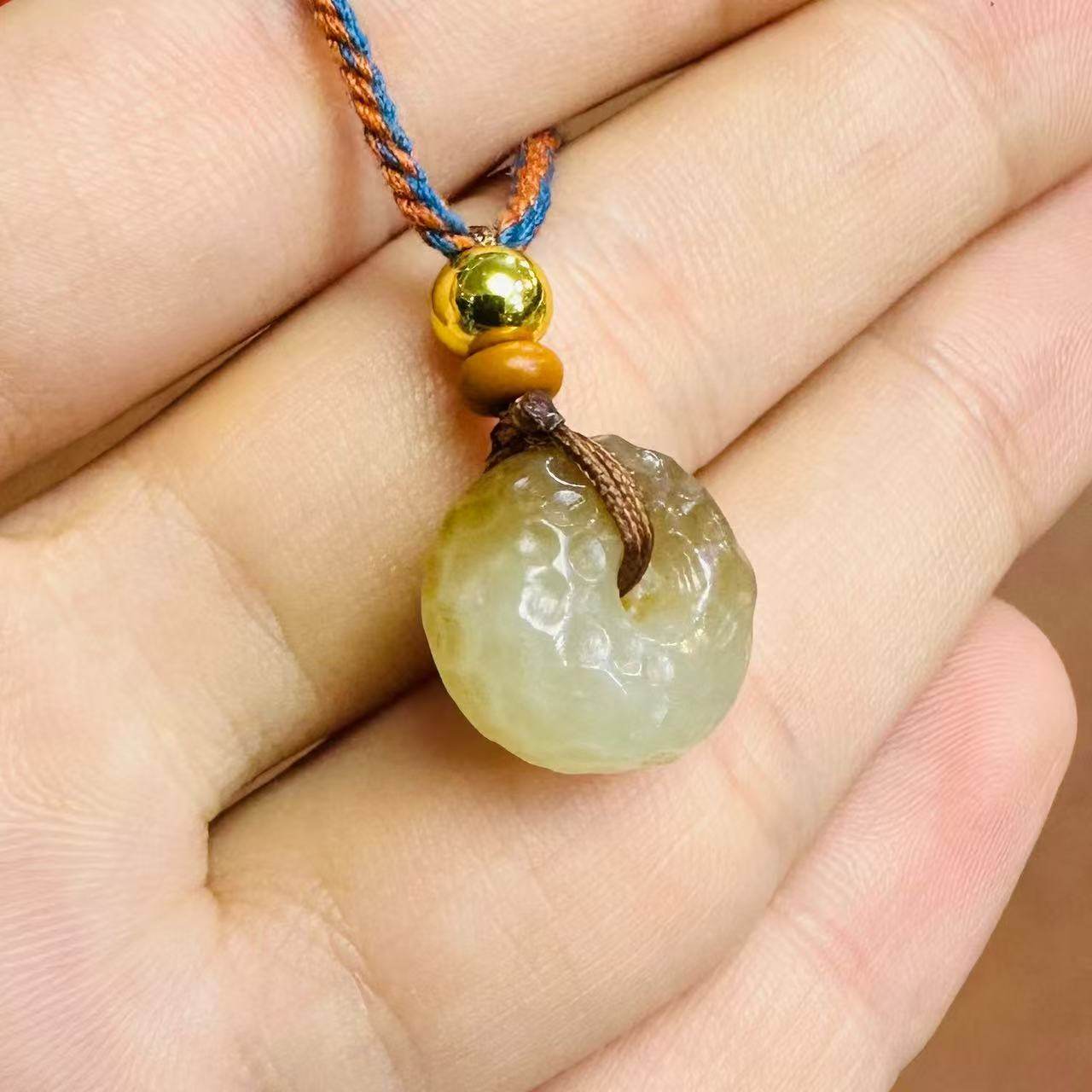 抢福利啦~新疆和田糖玉籽料挂件  平安扣吊坠~小石头和田玉,珠宝/钻石/翡翠,颈饰,淘宝优惠券,粉丝福利购,淘宝优惠卷