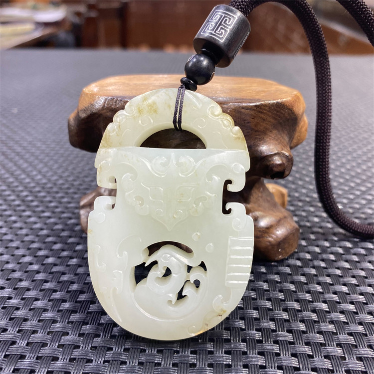 新疆和田白玉籽料龙凤牌挂件吊坠手把件   xd28027