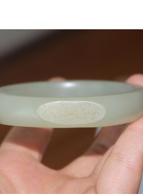 新疆籽料手镯小石头和田玉