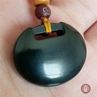 和田玉青玉作品 木鱼锁 一款造型圆润饱满的和田玉挂件xx18140