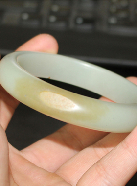 新疆    和田白玉籽料   手镯  xx07077   60