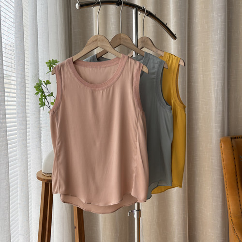 桑蚕丝上衣女夏季新款时尚百搭宽松透气圆领无袖背心19G4/26/2008