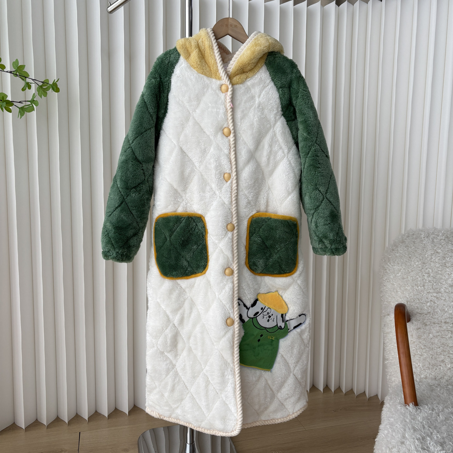 三层夹棉 加绒加厚 冬装 可爱休闲宽松长款家居服 袍子2L/000792