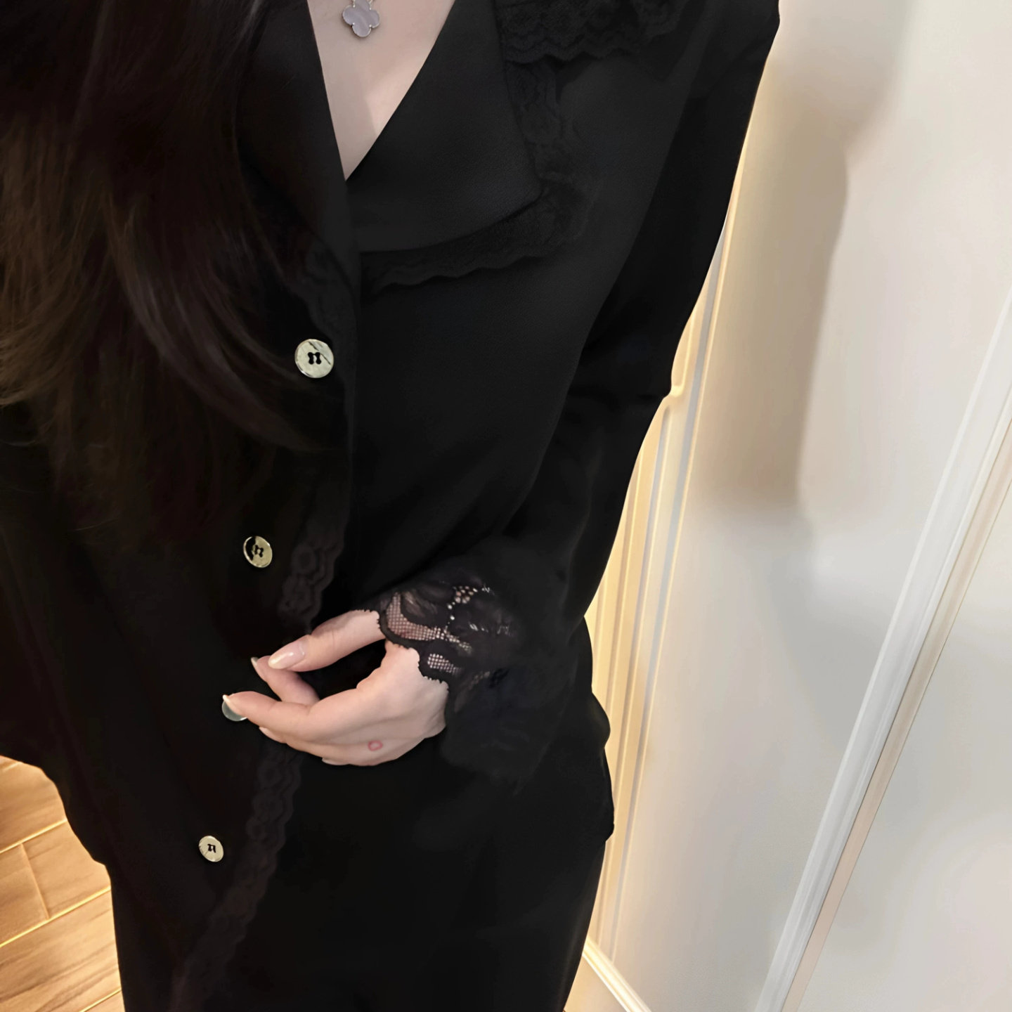 真丝秋季女长袖带胸垫睡衣套装