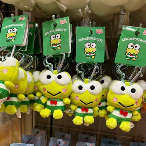 日本三丽鸥正品爱心扣大眼蛙毛绒公仔钥匙扣链小挂件keroppi青蛙