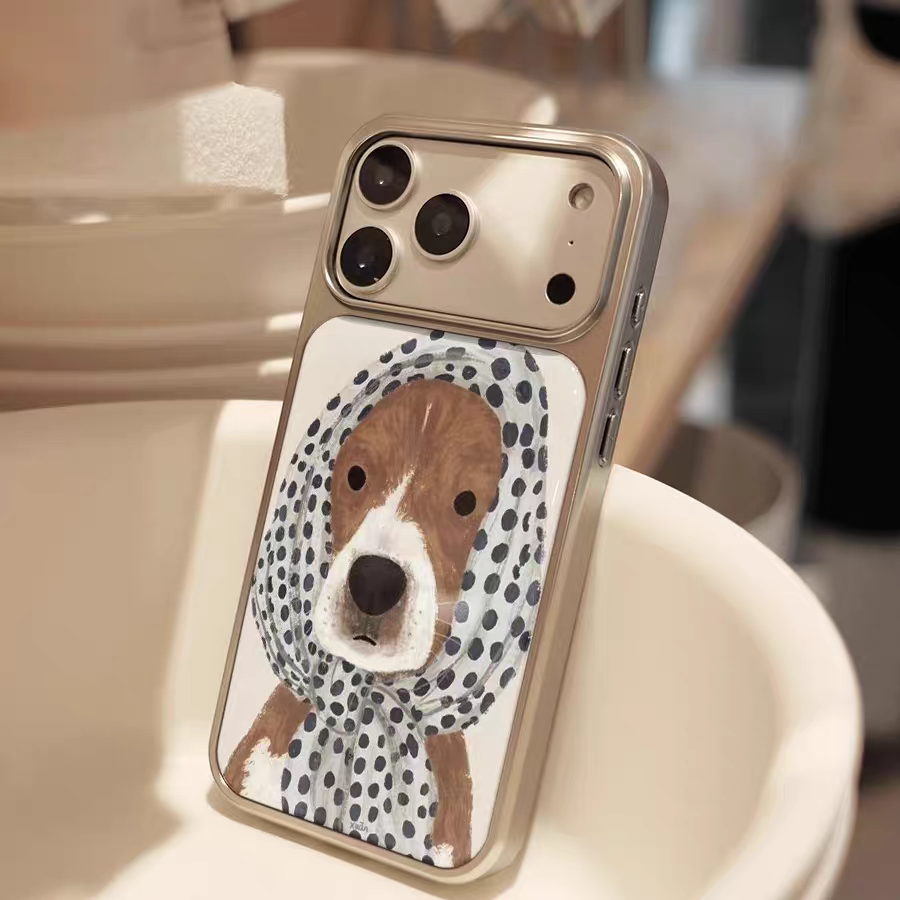ins风戴波点头巾的狗狗银边适用于苹果iphone17promax滴胶手机壳16promax防摔创意15PRO/14新款原创高级感