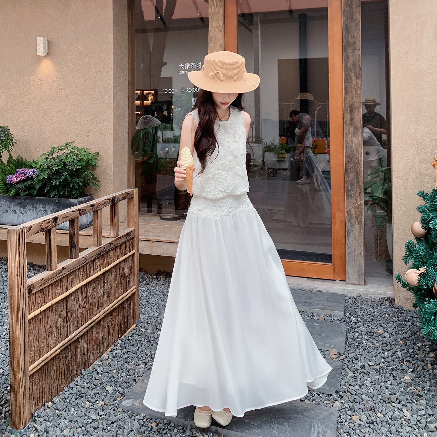 2026夏季新款重工玫瑰花拼接无袖半身裙两件套8037-P170-K258，女装职业装，浙宝115