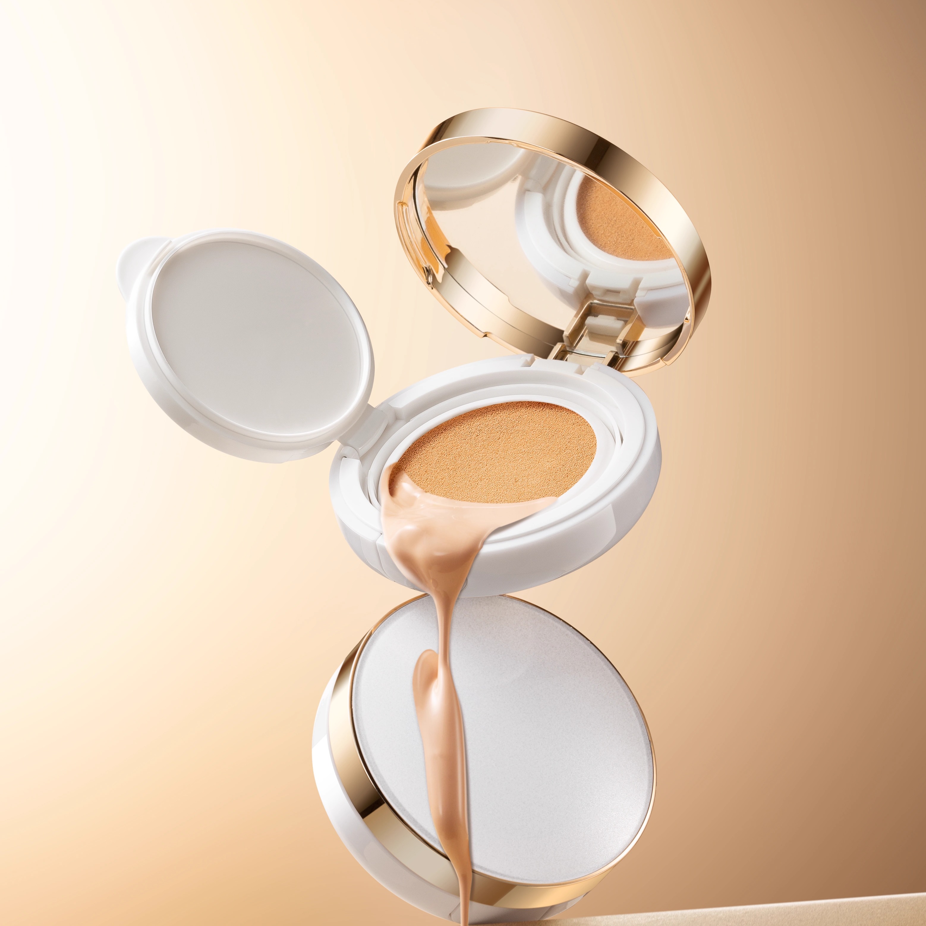 【朵朵靓颜】钻石璀璨气垫BB霜透气纯植物隔离不用卸妆 带替换装