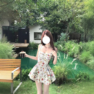 【法香告白】甜欲设计感法式吊带连衣裙女夏季碎花裙子甜美A字裙
