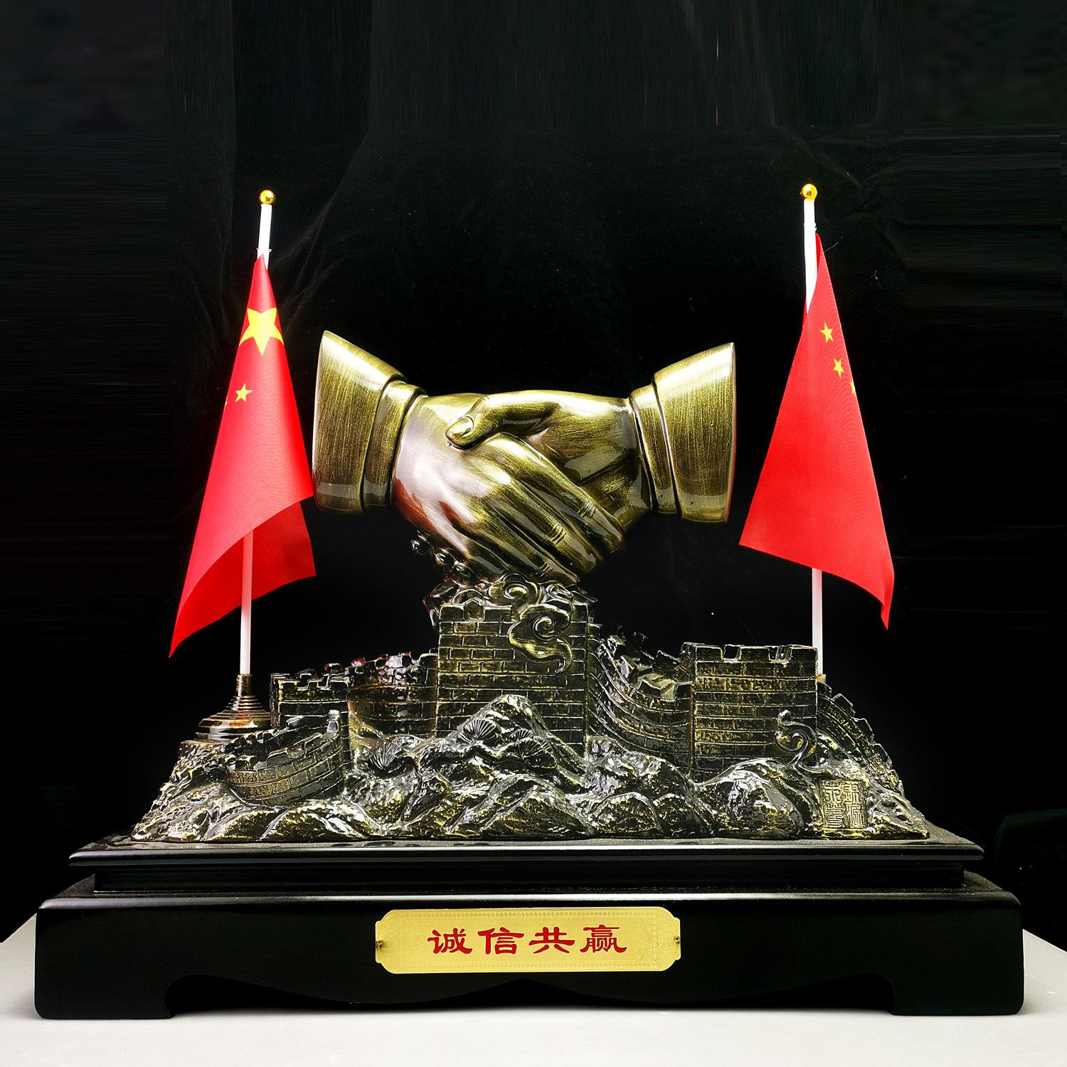 老板办公室领导办公桌握手合作共赢摆件国旗装饰男士公司开业礼物