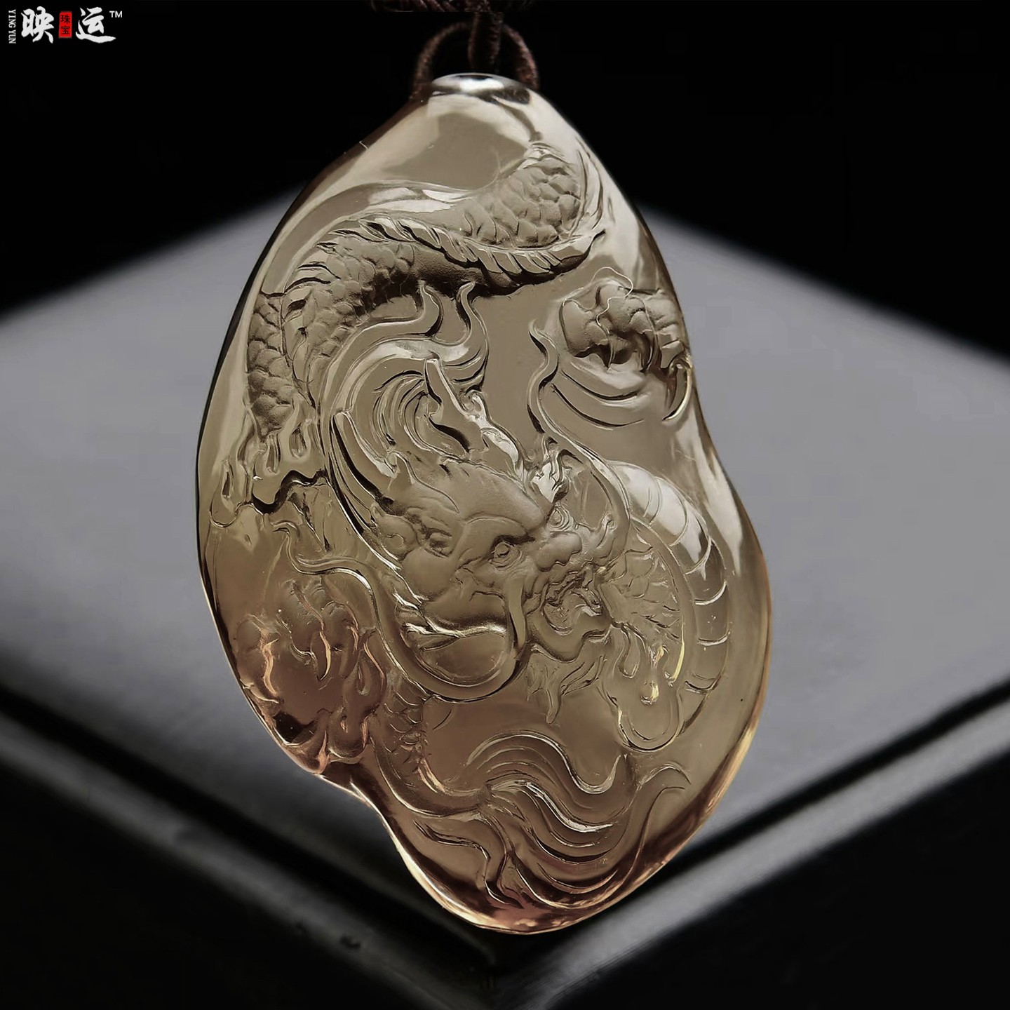 天然茶黄晶生肖龙形无事牌吊坠飞龙在天霸气龙牌龙腾四海挂饰礼物