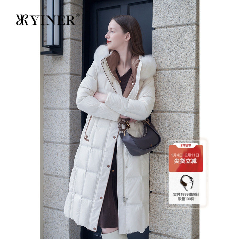 YINER音儿专选女装冬季时尚长款撞色加厚保暖狐狸毛领羽绒服