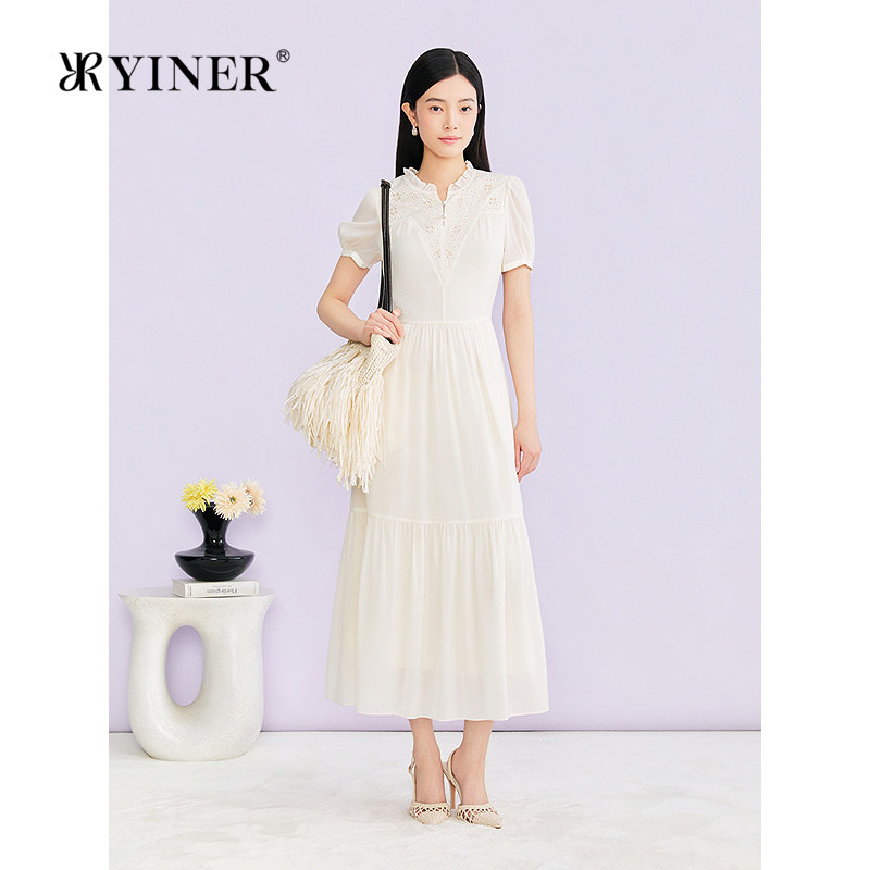 YINER音儿专选2026夏季新款优雅木耳花边圆领醋酸混纺刺绣连衣裙