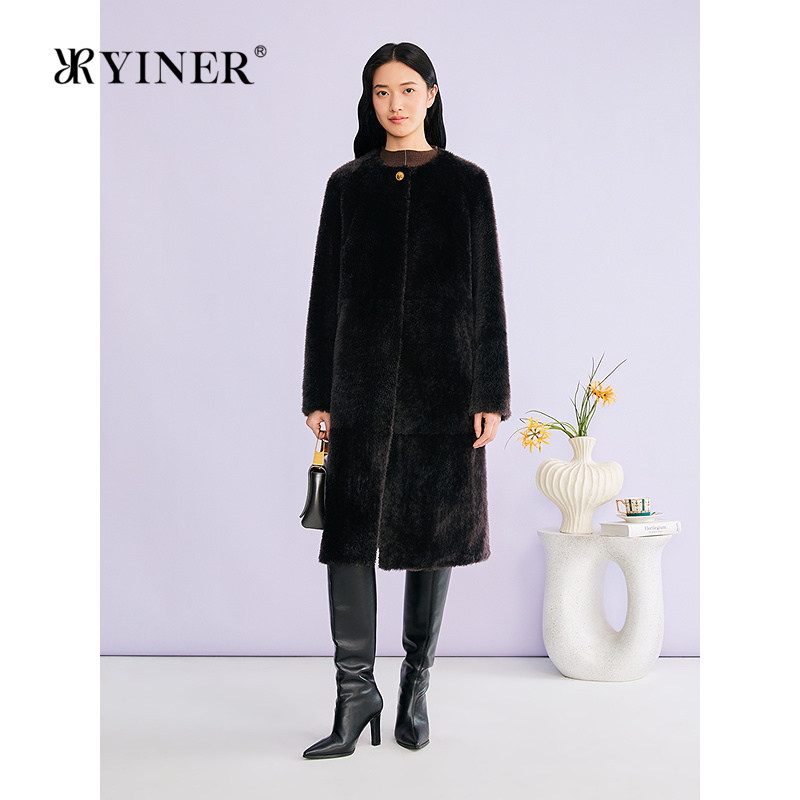 YINER音儿专选2026春季新款长款圆领奢感羊皮毛一体皮草外套