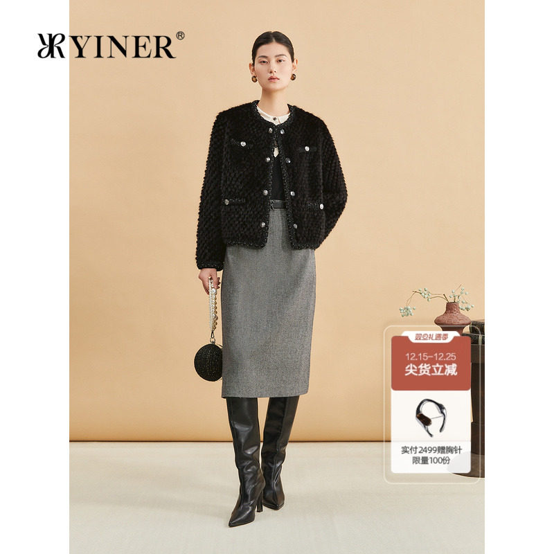 YINER音儿专选冬季小香风短款兔毛拼水貂毛皮草外套