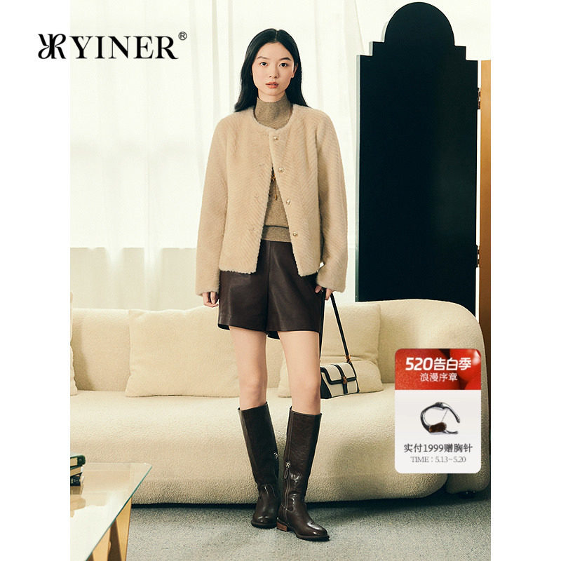 YINER音儿专选女装冬季法式复古人字纹H型短款环保皮草外套