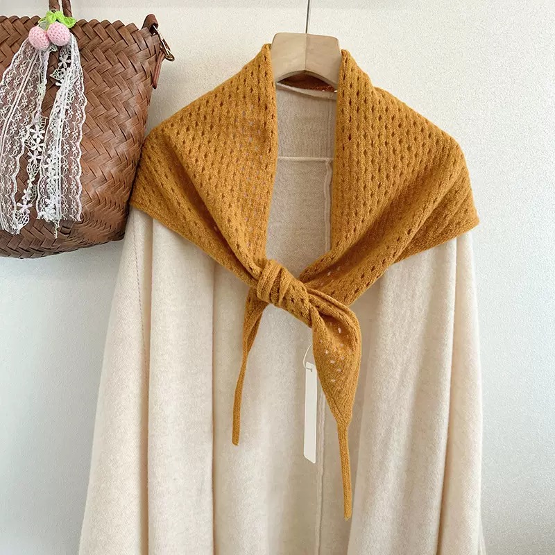 韩国订单羊毛针织镂空三角巾围巾秋冬韩版百搭保暖护颈装饰小领巾