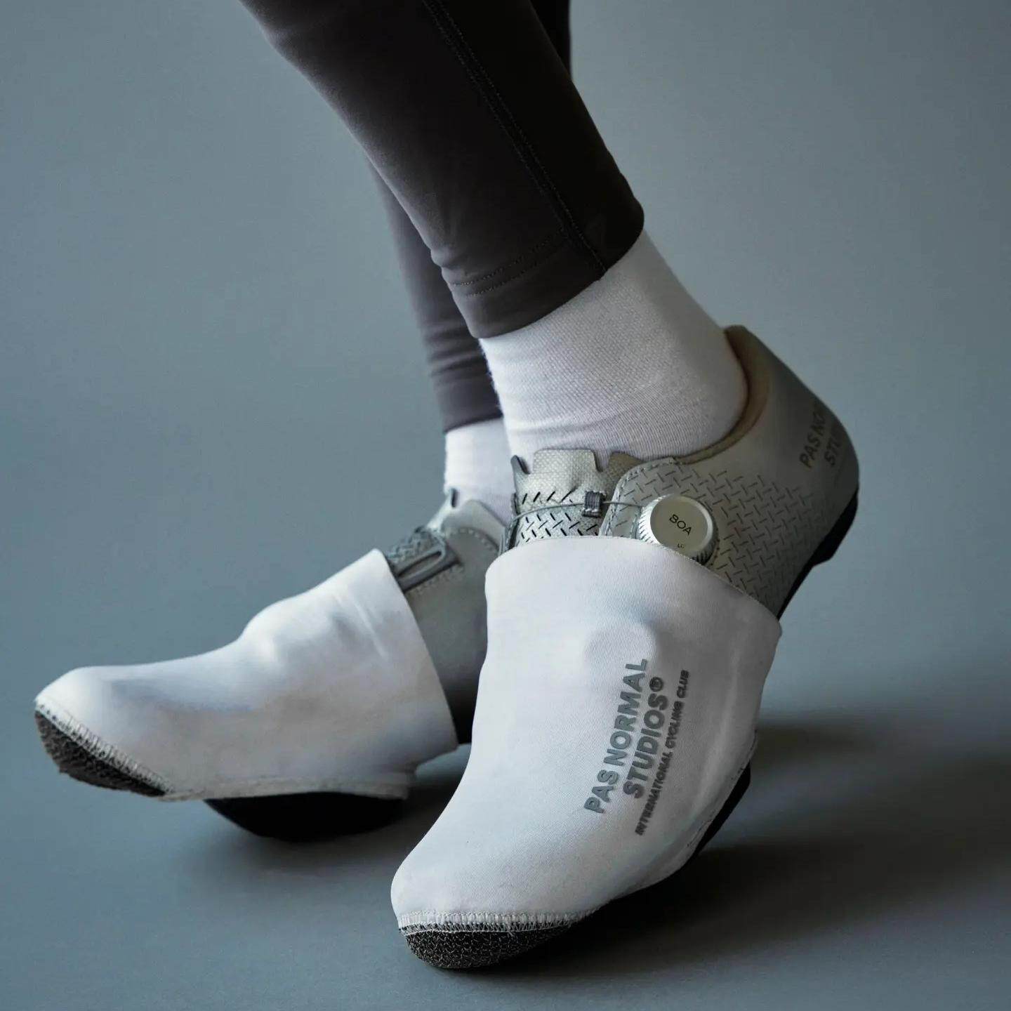 现货正品PNS 经典骑行防水保暖锁鞋趾套 春秋骑行锁鞋伴侣