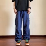 蓝色