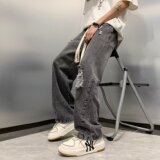 黑灰色