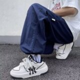 藏青色