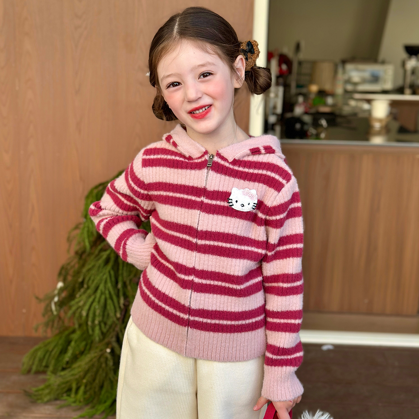 栀了成长记女童冬季条纹针织上衣
