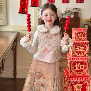 栀了成长记童装女童国风夹棉唐装上衣2025冬季儿童娃娃领提花马甲