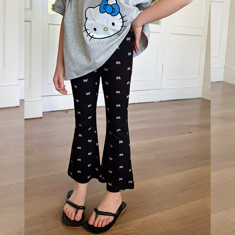 栀了成长记女童黑色坑条喇叭裤