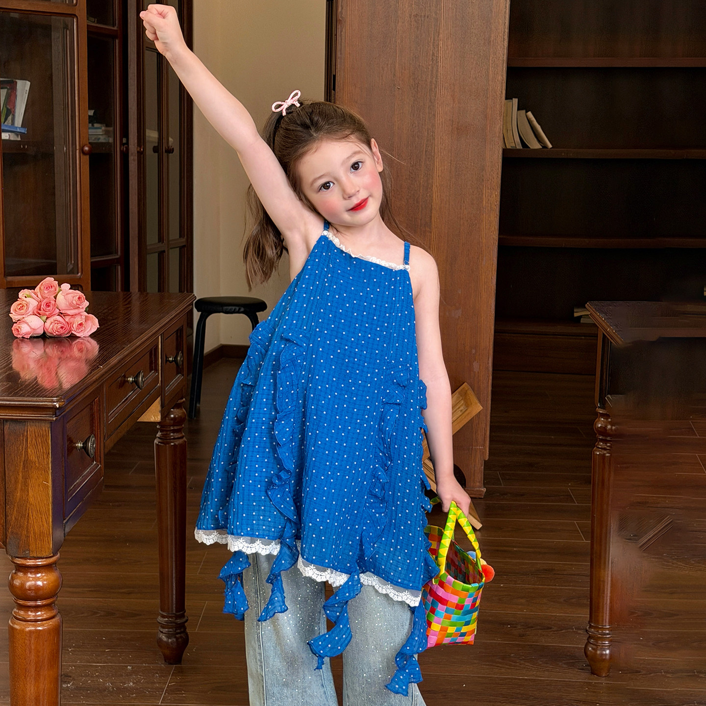 栀了成长记女童装蓝色波点吊带裙2026夏季新款儿童时髦花边连衣裙