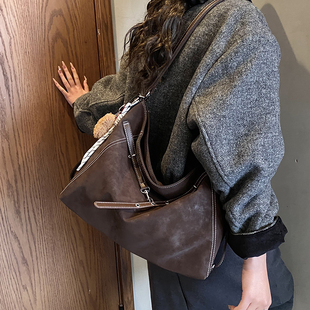 EUNICE 大容量可后背斜挎单肩包 EXQUISITE麂皮绒复古托特包包女款