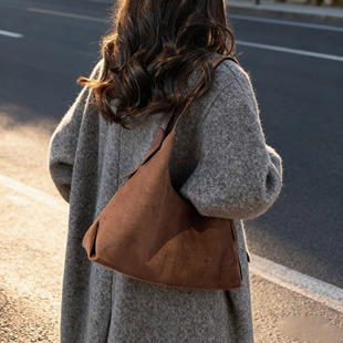 EUNICE 大容量磨砂单肩包腋下包 EXQUISITE复古麂皮绒托特包包女款