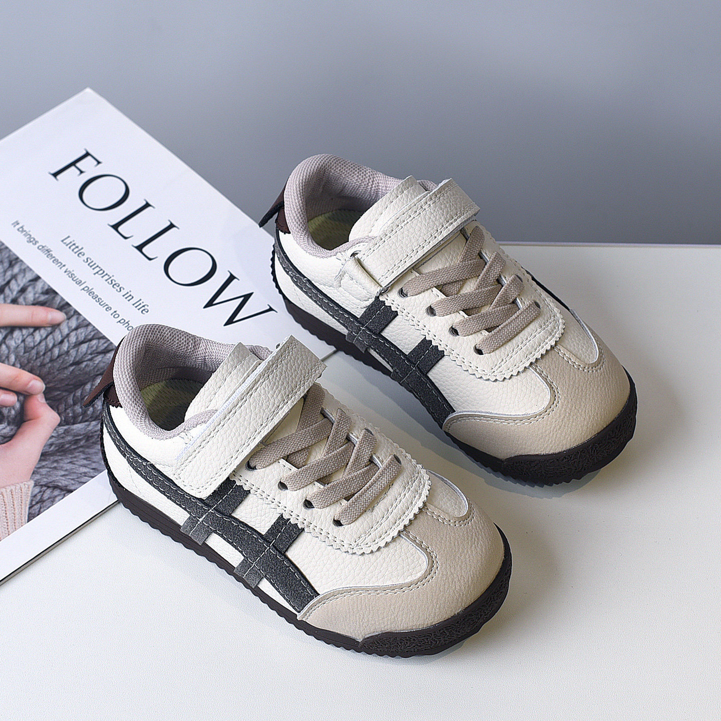 软底男童板鞋中小儿童运动鞋子2026春季新款阿甘跑鞋女宝宝小白鞋