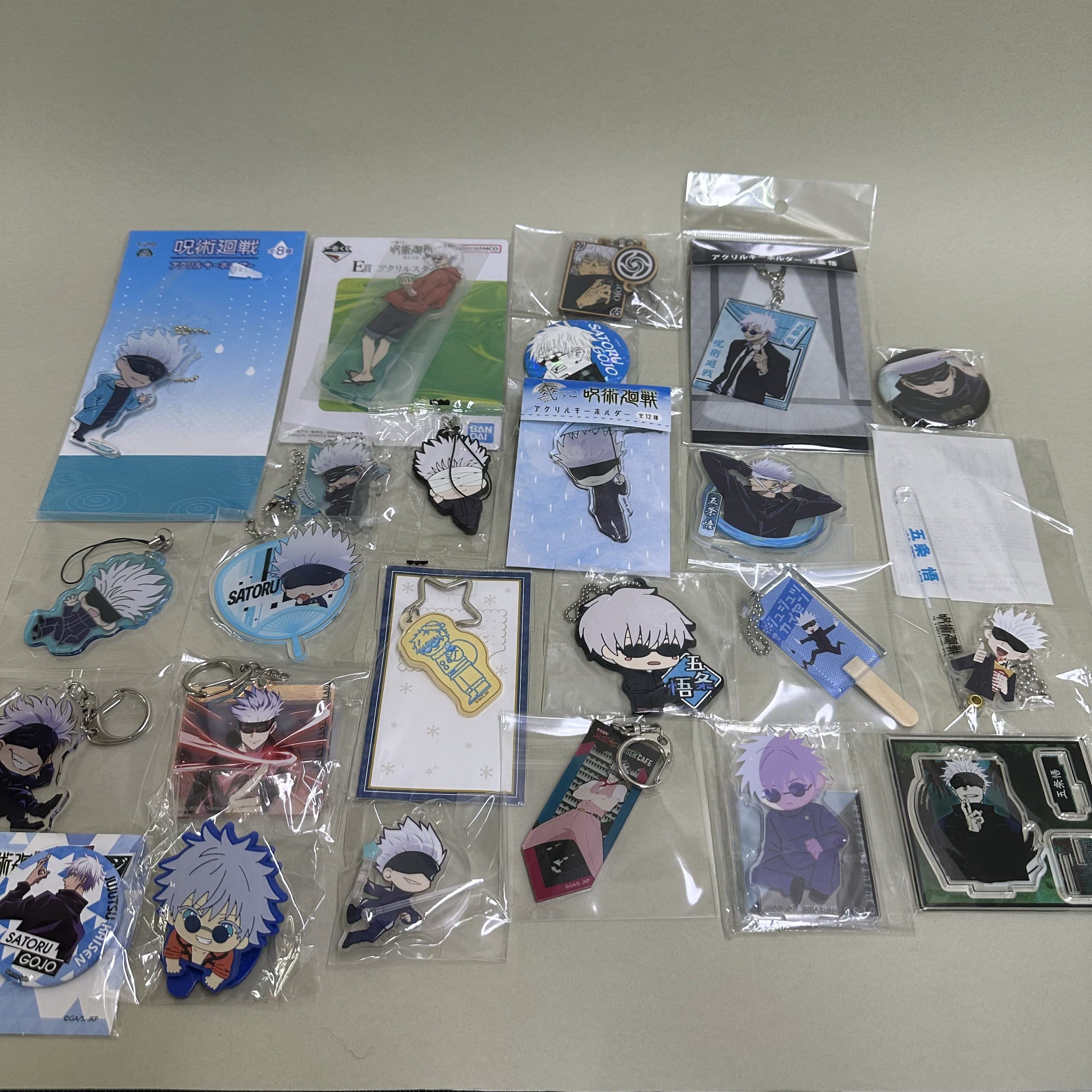 【咒术回战】正版日谷动漫周边中古挂件五条悟个人池立牌徽章新2