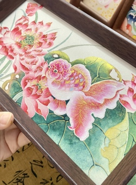纯手绘国画摆件荷花鱼