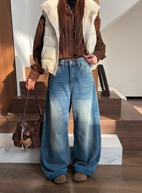 ICC 广州十三行复古洗水磨白植绒翻折裤脚阔腿宽松牛仔裤女10581