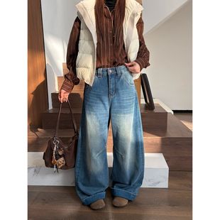 女10581 脚阔腿宽松牛仔裤 ICC 广州十三行复古洗水磨白植绒翻折裤