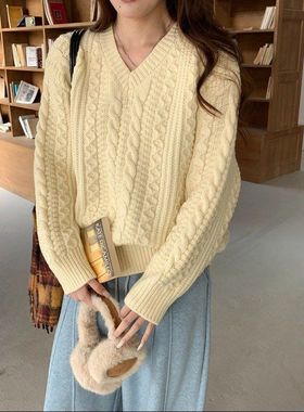 3th Morning 冬日轻语 简约V领慵懒麻花宽松套头毛衣ZY3747