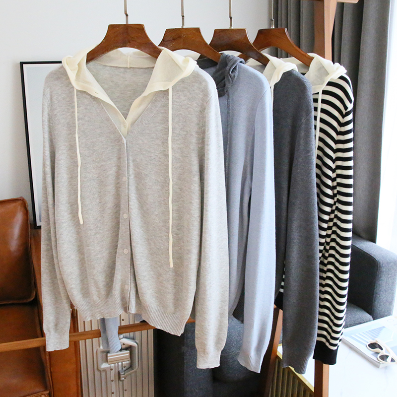 假两件连帽针织衫女2025春秋新款