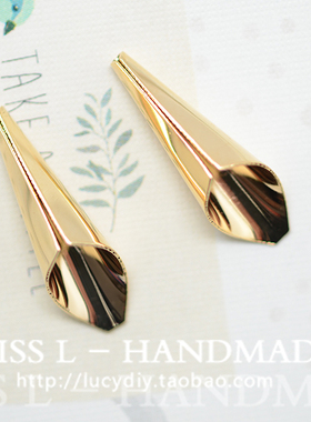 V337 尖尖的长喇叭花帽 18K包金镀18K金镀金DIY手工配件 一枚