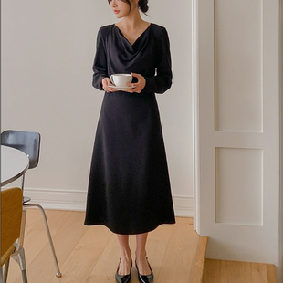 新款 韩国代购 2026靓丽早春装 女装 圆领后拉链收腰气质连衣裙特 大码